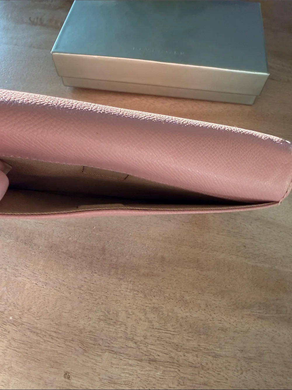 Levenger elegant pink